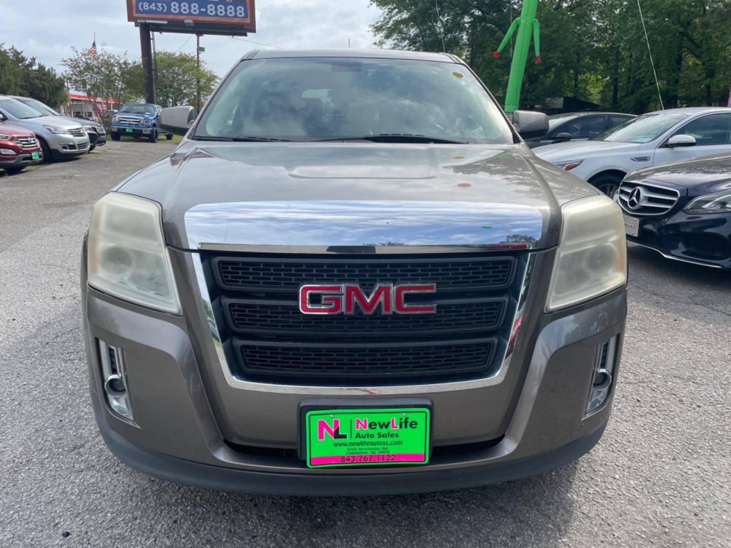 2011 BROWN GMC TERRAIN SLE-1 (2CTALMEC6B6) with an 2.4L engine, Automatic transmission, located at 5103 Dorchester Rd., Charleston, SC, 29418-5607, (843) 767-1122, 36.245171, -115.228050 - Comfortable Interior with CD/AUX/USB, OnStart Hands-free Phone, Power Windows, Power Locks, Power Mirrors, Spacious Cargo, Keyless Entry, Alloy Wheels. Local Trade-in!! 129k miles Located at New Life Auto Sales! 2023 WINNER for Post & Courier's Charleston's Choice Pre-owned Car Dealer AND 2018-2024 - Photo#1